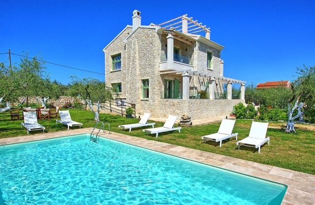 Villa Elais – Vacation villa with private pool in Corfu, Greece