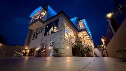 Villa Emmanouela Studios - Family Accommodation