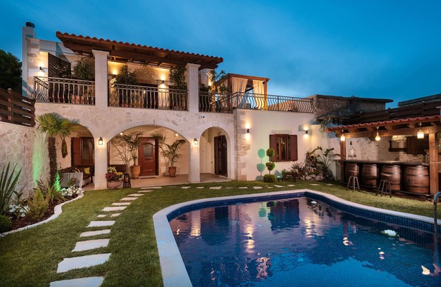 Villa Emprosneros with Pool