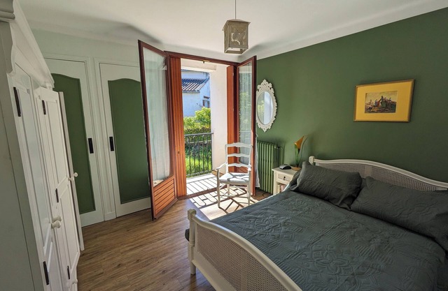 Villa en Pinède Pour Séjour Authentique en Pays Cathare