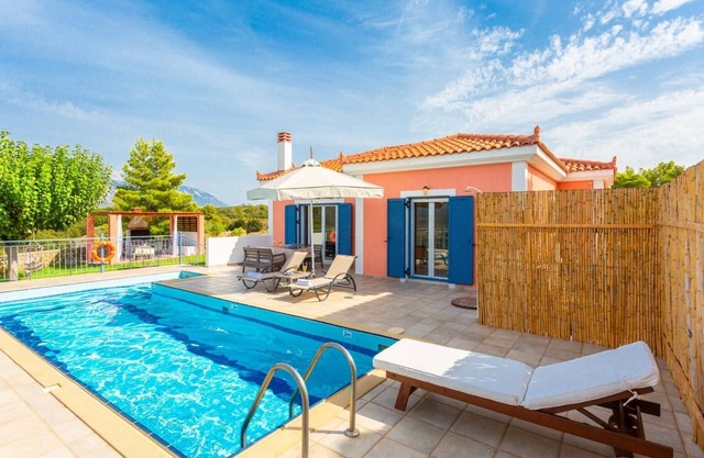 Villa Europe Ena - Two Bedroom Villa, Sleeps 5