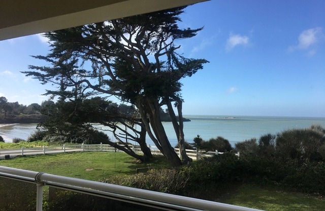 Villa facing the sea with exceptional view