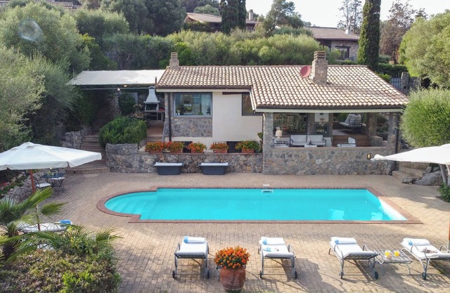 Villa Fiorillo 6, Emma Villas