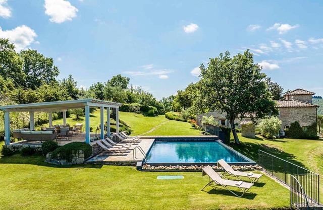 Villa Gaiole - Seven Bedroom Villa, Sleeps 14