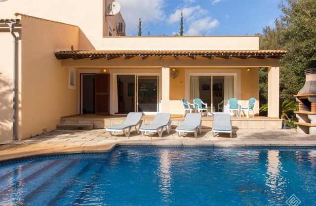 Villa garballo