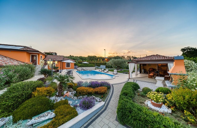 Villa GioAn with Private Playground ⚽ and Sea View 🌅