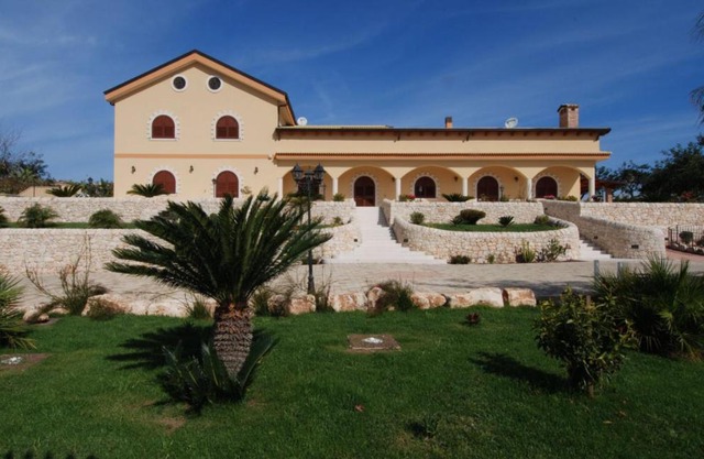Villa Giulia - Sicilian Luxury Garden