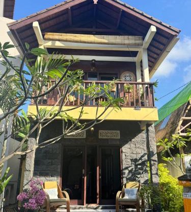 Villa Harmoni Candidasa beach