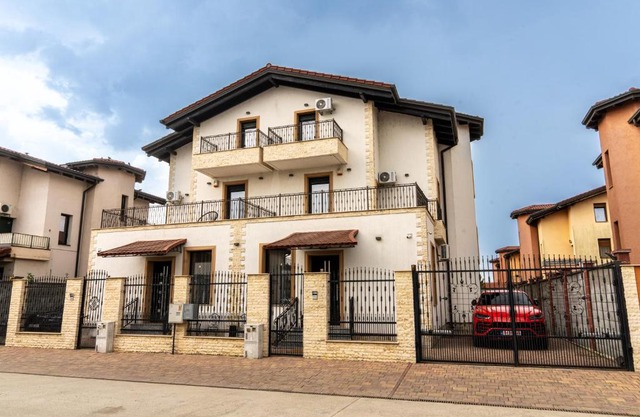 Villa Harry