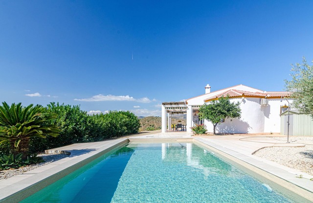 Villa Heidelberg - Geräumiges Ferienhaus mit Pool, Ruhiger Lage und Ausblick