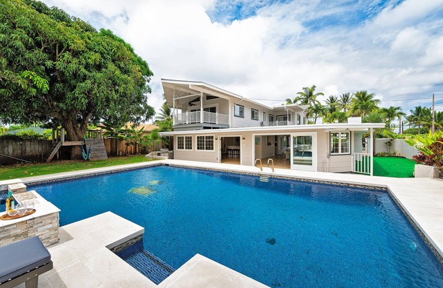 Villa Hui Hou: Luxe O'ahu Villa Private Oasis! Gourmet Kitchen & Media Room