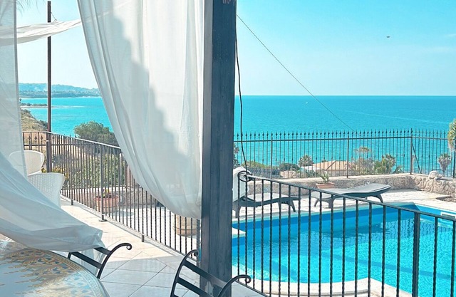 Villa Ibisco, com Piscina e Vista Mozzafiato
