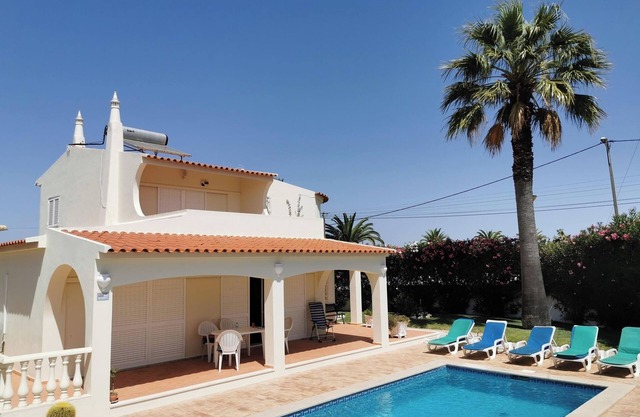 Villa in Albufeira - 800m from Beach, Private Pool