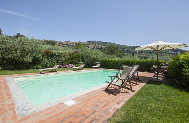 Villa in Cortona with 7 bedrooms sleeps 13