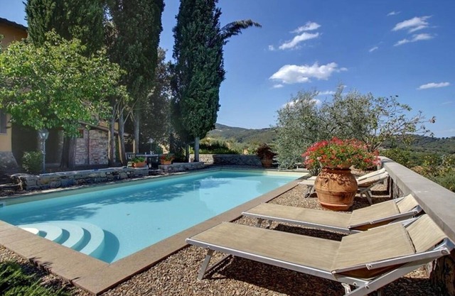 Villa in Figline Valdarno with 4 bedrooms sleeps 10