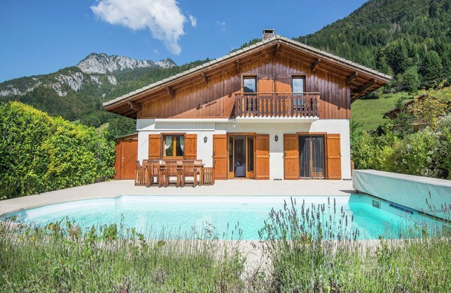 Villa in Le Biot near Ski Slopes & Pool