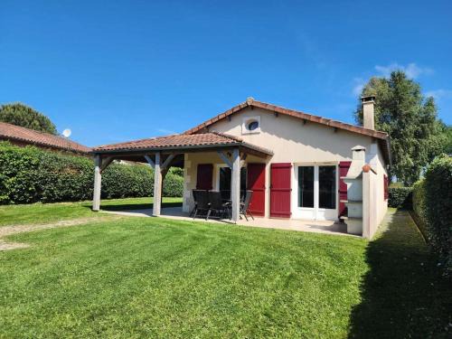Villa in Les Forges with Golf & Pool