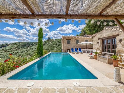 Villa in Montefrio near Iznajar Lake