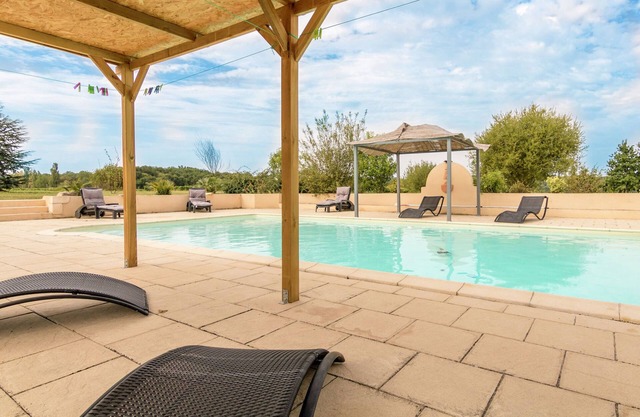 Villa in Saint-Nexans with Private Heated Pool