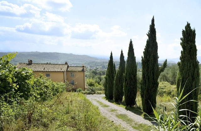 Villa in San Gennaro with 6 bedrooms sleeps 11