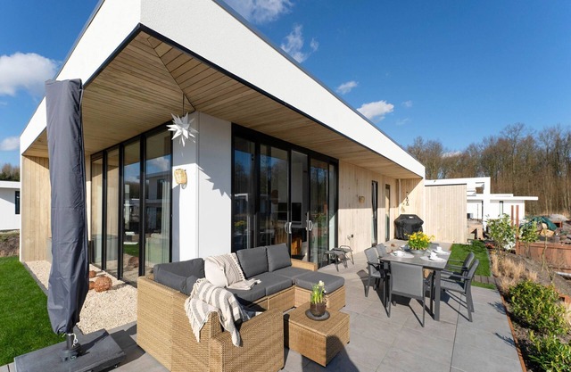 Villa in Zeewolde with Private Jetty