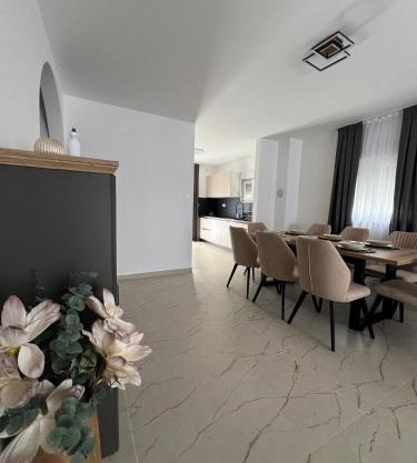 Villa Isola