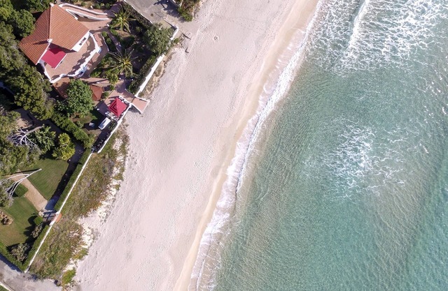 Villa Valerie - Detached beachfront villa - La Perla Marina -all