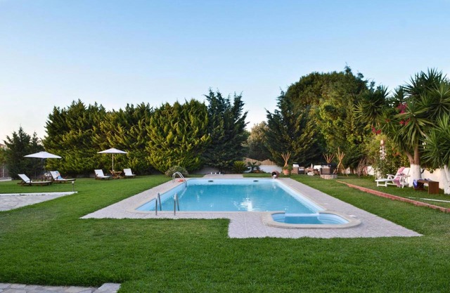 Villa John Dimeon Kato Achaia With Pool, Patras, Greece