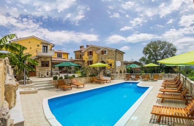 Villa Karlici