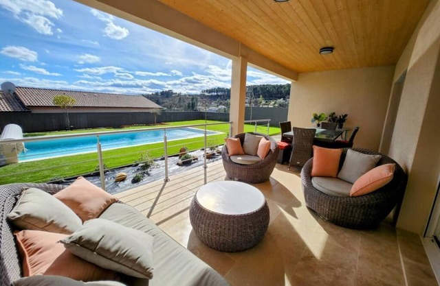 Villa l'Olympe for 10 people with private heated pool