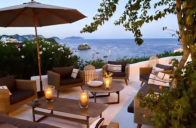 Villa "La Quagliara" sea View