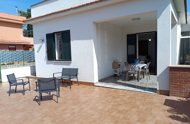 VILLA LE TREMAR - CARINI POSEIDON