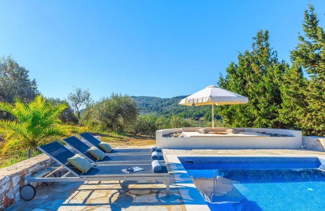 Villa Levanda - Three Bedroom Villa, Sleeps 5