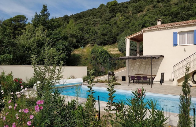 Villa Loregano14p., air-conditioned, heated pool, pétanque in flower garden