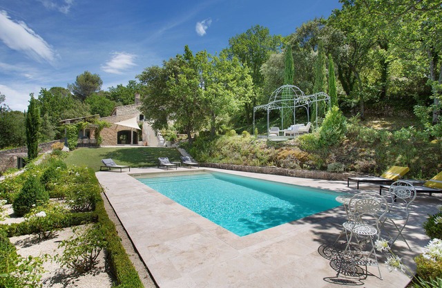 Villa Lourmarin with swimming pool