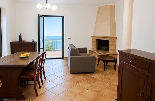 Villa Lucia Sea View Holiday Home