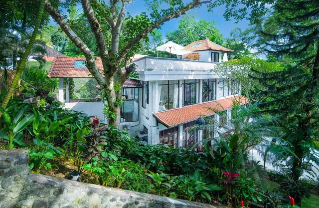 VILLA LUSIA RUMAH JOJO