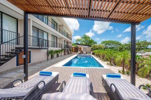 Villa Maravilla Estates, Tamarindo Beach, Prime Location, Family & Friends