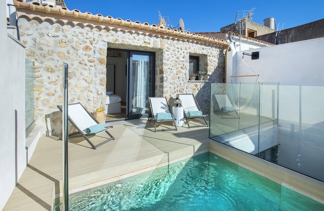 VILLA MIQUEL - LUXURY RETREAT