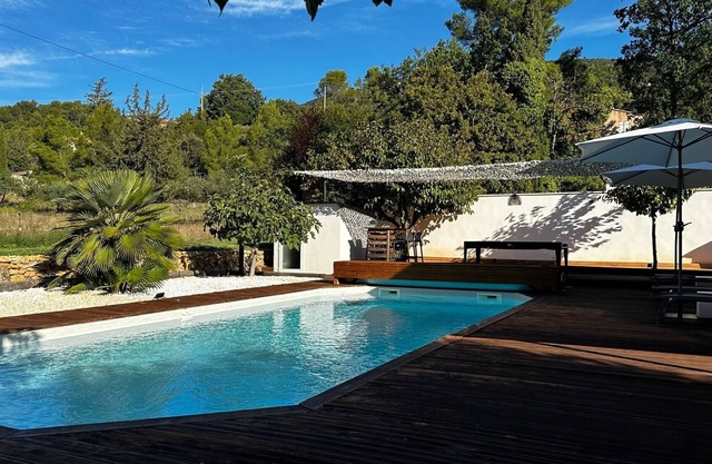 Villa Moderne, Piscine et Loisirs, Calme, Plein Sud, vue Dégagée