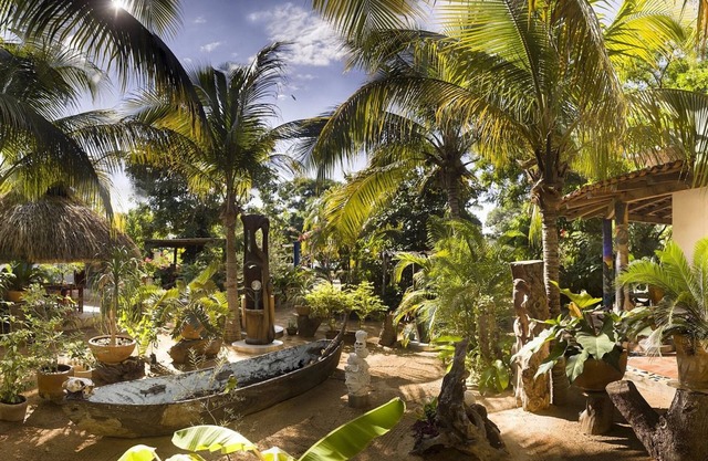 Villa Mozart y Macondo