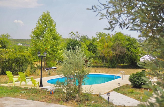 Villa Paraiso with Pool