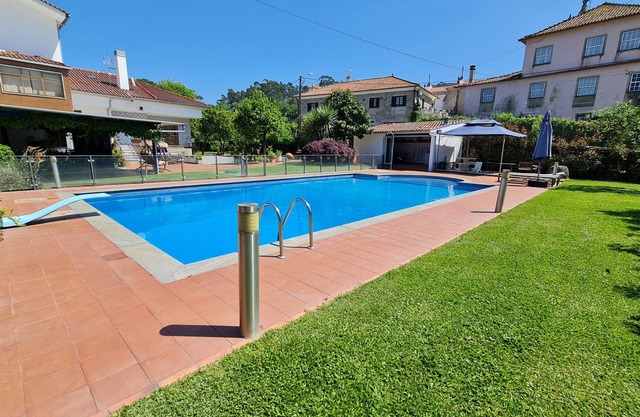 VILLA QUINTIÃES WITH PRIVATE POOL AND GARDENS