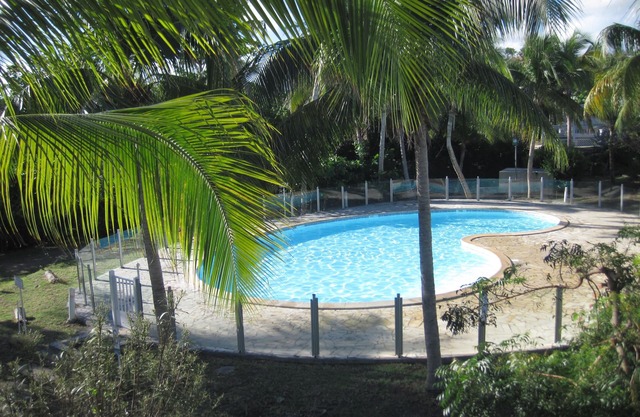 Villa Redfish house 4 persons quiet residence near beaches and shops.