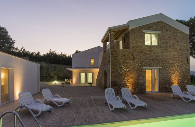 VILLA RENZO modern apartment in a country house a few minutes from the coast