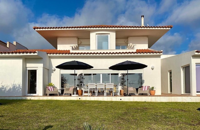 Villa Riccio - Charming Villa in Ericeira - amazing sea view