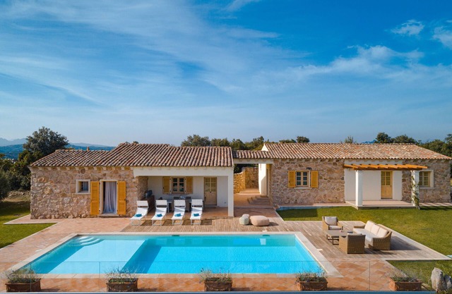 Villa 'Ruja' with Sea View, Wi-Fi and Air Conditioning