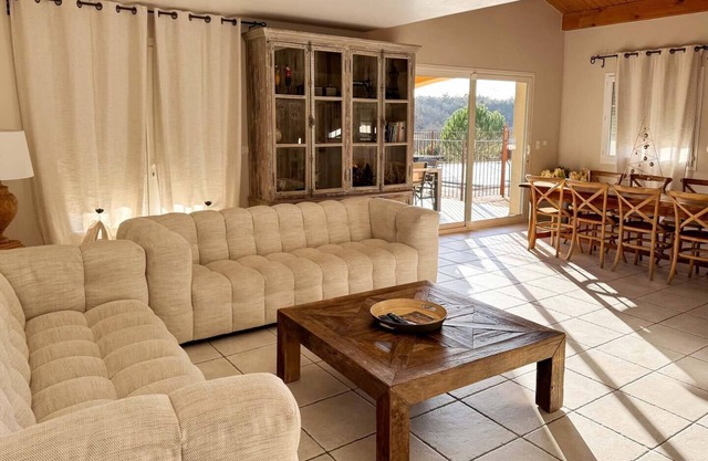 Villa Syrah - private pool and terrace