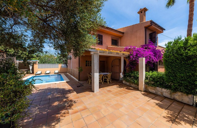 "Villa S'hort de Cal Rei" with Private Pool, Private Terraces & Wi-Fi