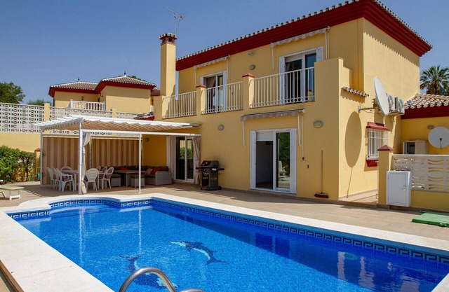 Villa Samara - Lovely large villa. Great for families and groups